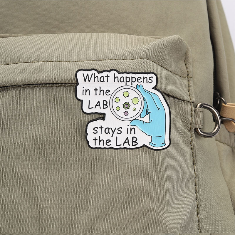 Spille smaltate divertenti a t - Medical Lab Humor recensione e prezzo